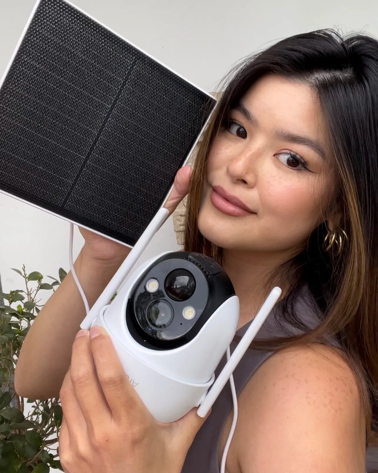 Emotional Security: How Solar-Powered Cameras Offer More Than Just Protection